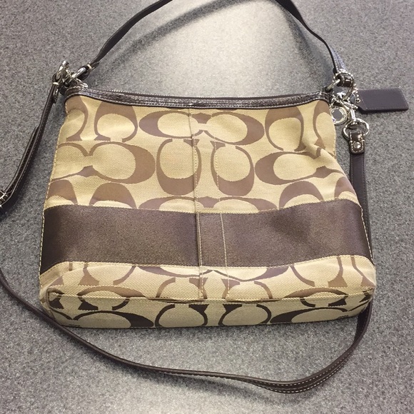 Coach Handbags - Coach F13674 Purse Coach Handbags - Coach F13674 Purse
